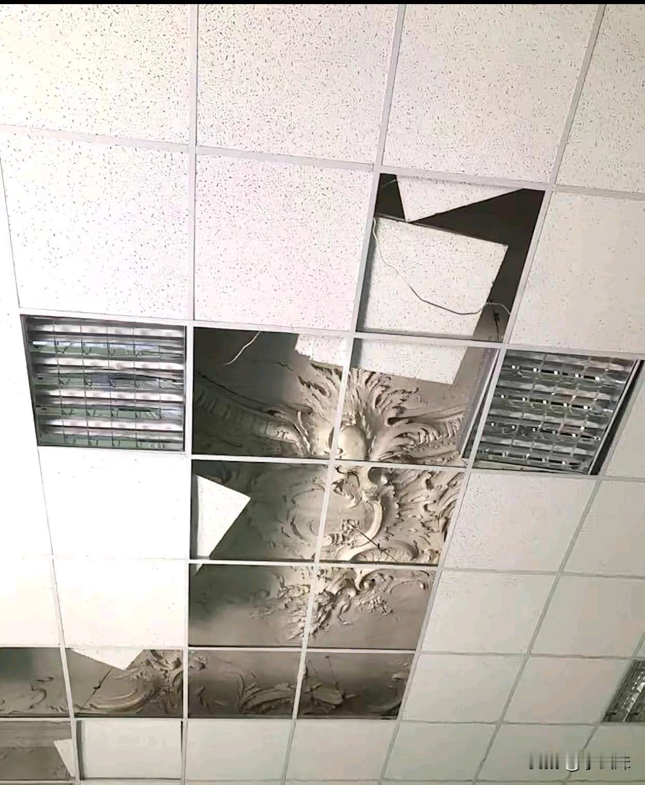 办公室装修，装修出个秘密。