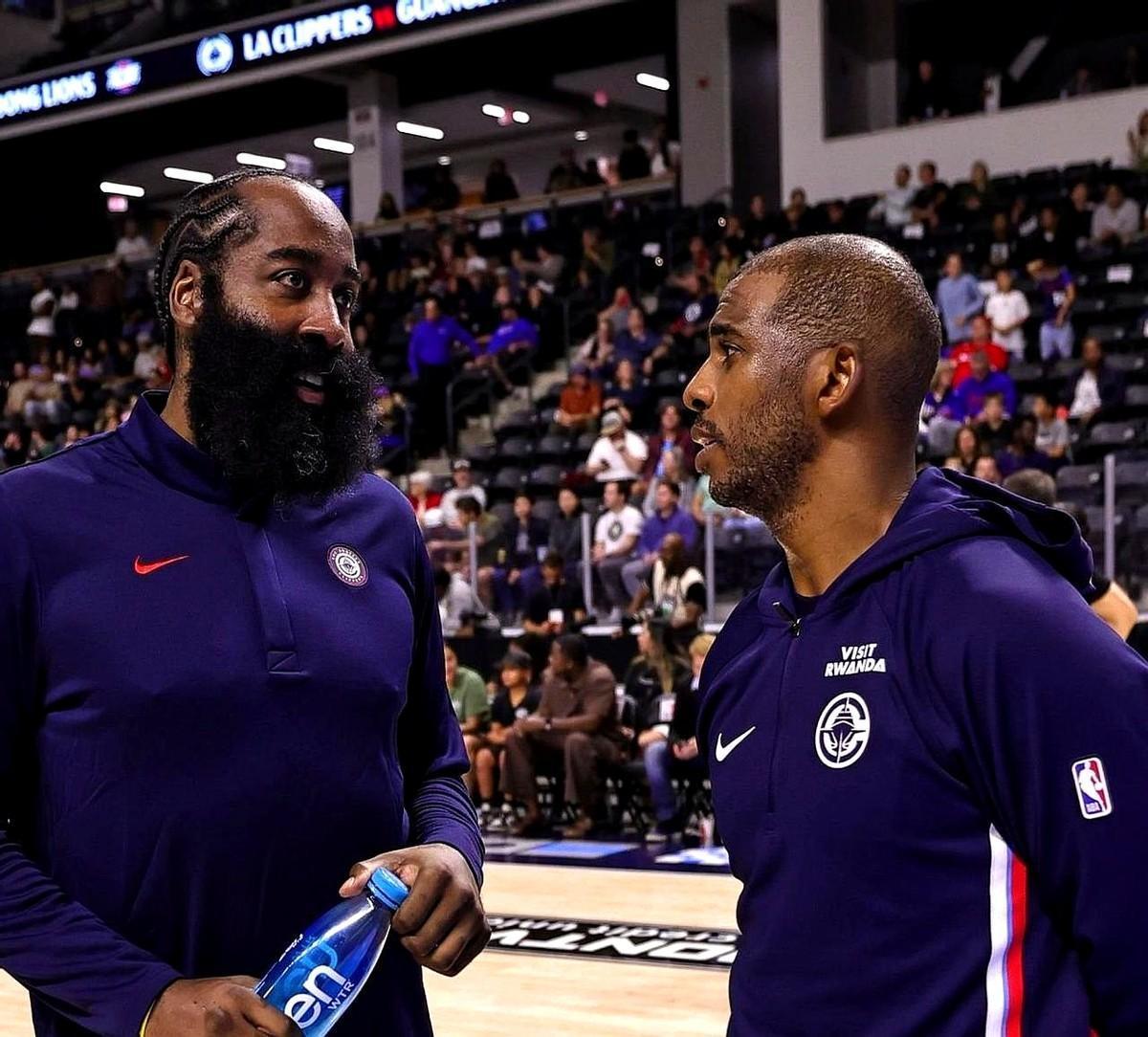 快船这操作，哈登第一个不乐意。根据知名记者凯文·奥康纳透露，哈登对快船签下克