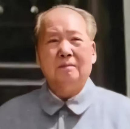 1975年，已经82岁高龄的毛主席，问华国锋：功德林里，还有国民党战犯吗？“还有