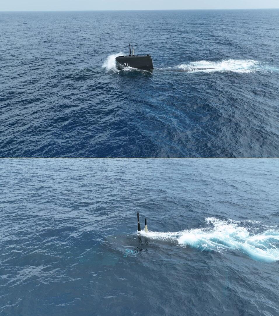 为了证明蛙军潜艇可以下潜，他们特意发了这张对比图。