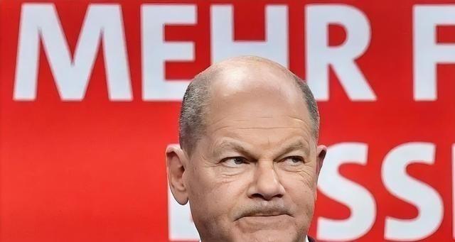 德国现在非常的奇怪，在疯狂反华的道路上越走越远，即便是二战希特勒时代，德国都从没