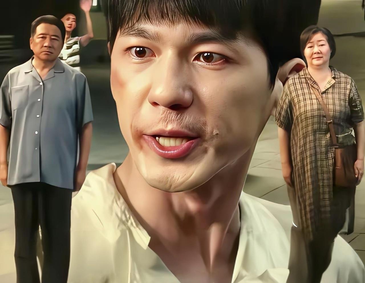 《冬去春来》昨晚在央8开播，故事开头好！徐胜利在海鲜厂上班，他是文