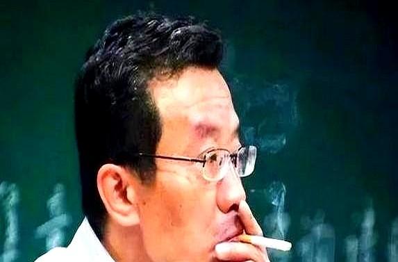 复旦大学王德峰教授再次语出惊人！他说：“贫穷富贵皆有定数，我堂堂复旦大学教授