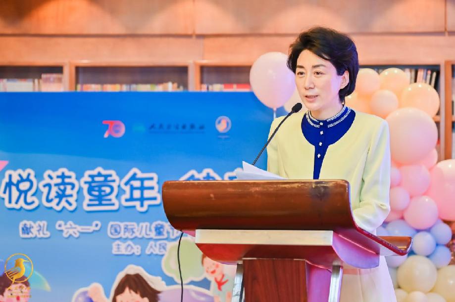 中国直接出手了！要推人去抢世卫总干事的位子。路透社爆料称，中国打算提名资深卫生系