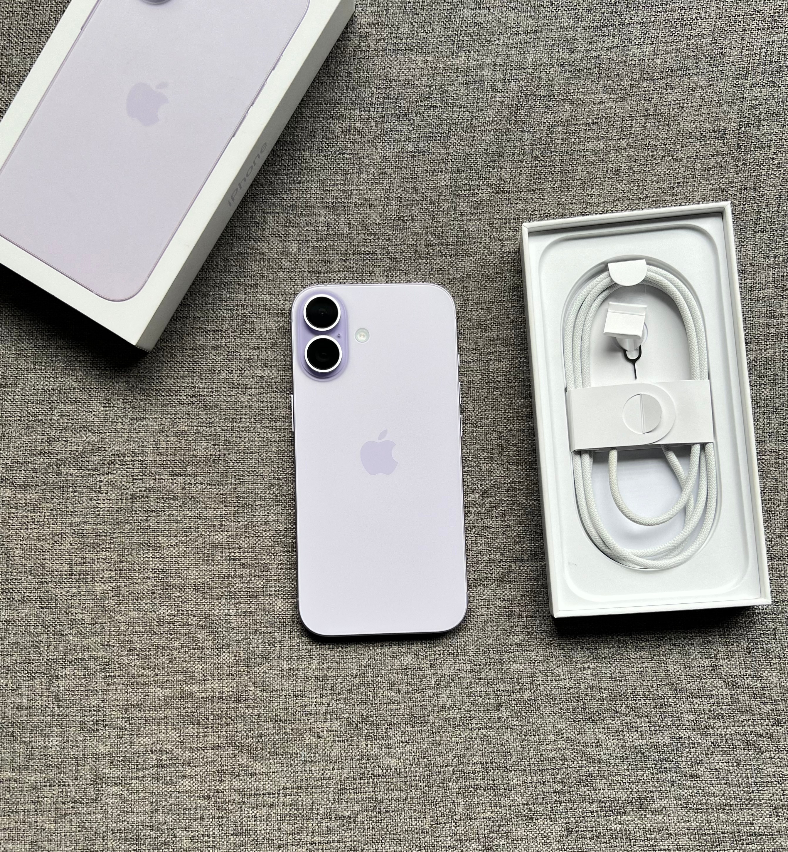 国行iPhone17256G紫色，99新全套，基本闲置，🔋仅循环24，效率