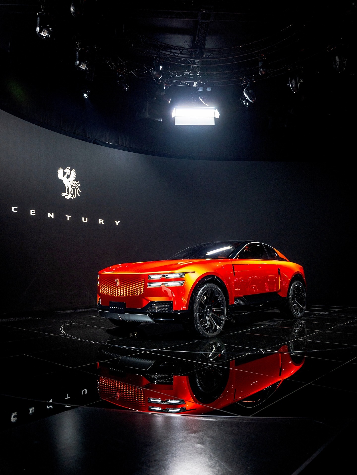 2025东京车展，这是丰田的舞台。世纪CoupeConcept概念车，迈向下