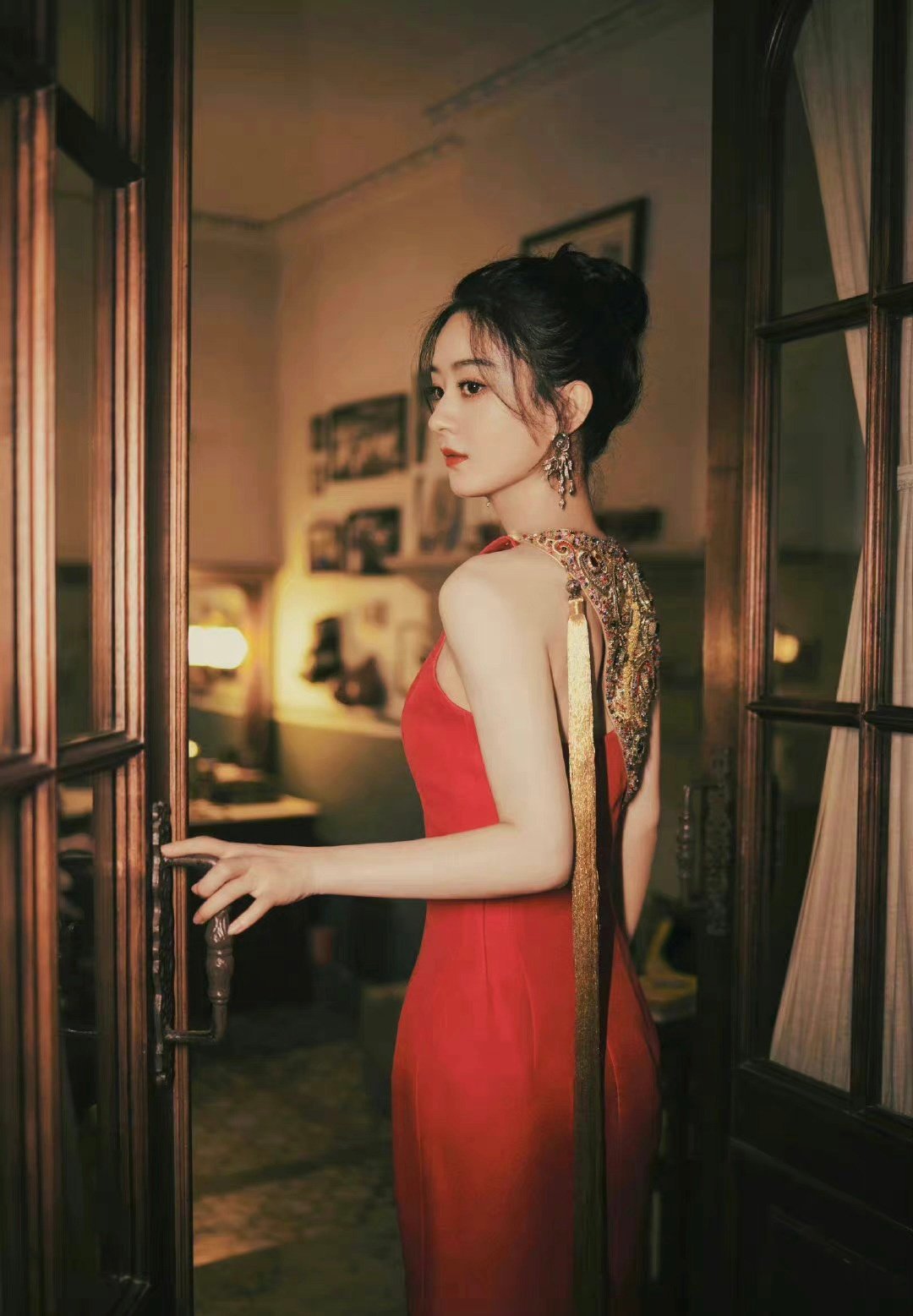 女明星露背造型好美啊Angelababy｜赵丽颖｜古力娜扎｜迪丽热巴l虞书欣