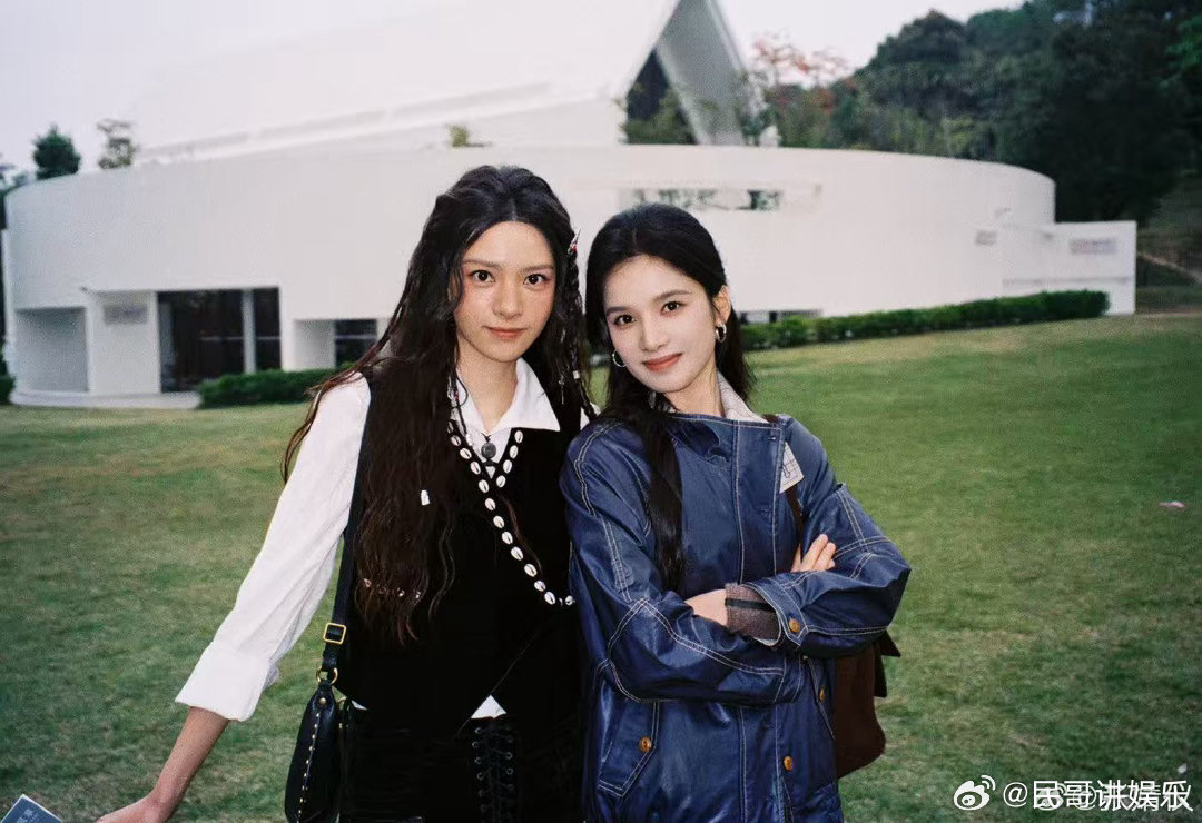 怎么张婧仪总能与角色同频生长观众看到的不只是表演，更是灵魂的契合。《致我那菜市