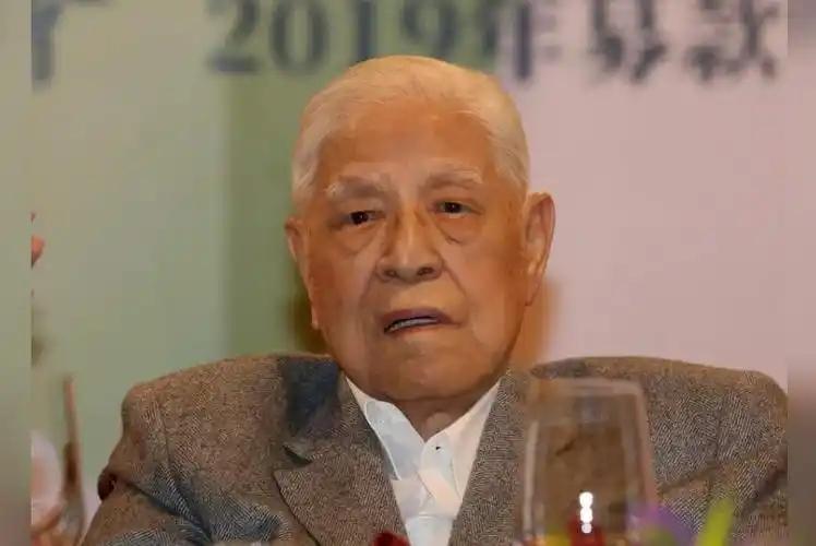 有人说李登辉亲日这么明显，为啥还能得到蒋经国的信任？说真的，大家别被宣传误导了，