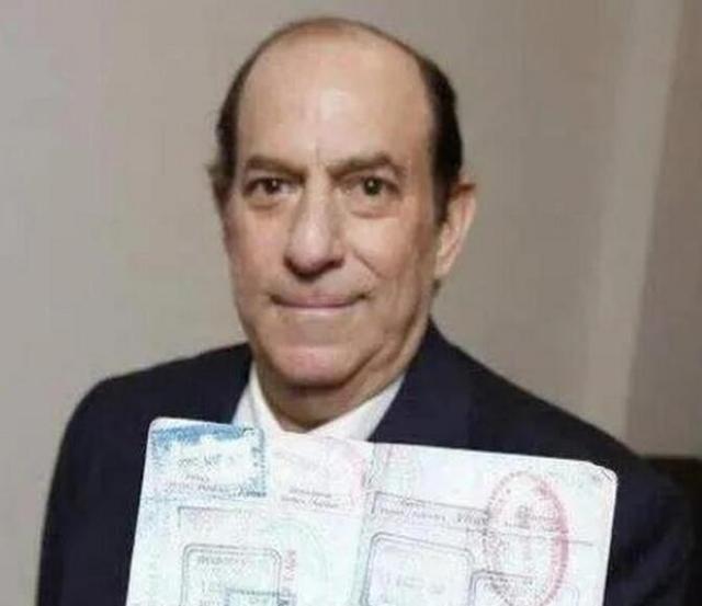 1987年，一美国人花200万买了一张不限次数的飞机票，航空公司很开心以为遇到了