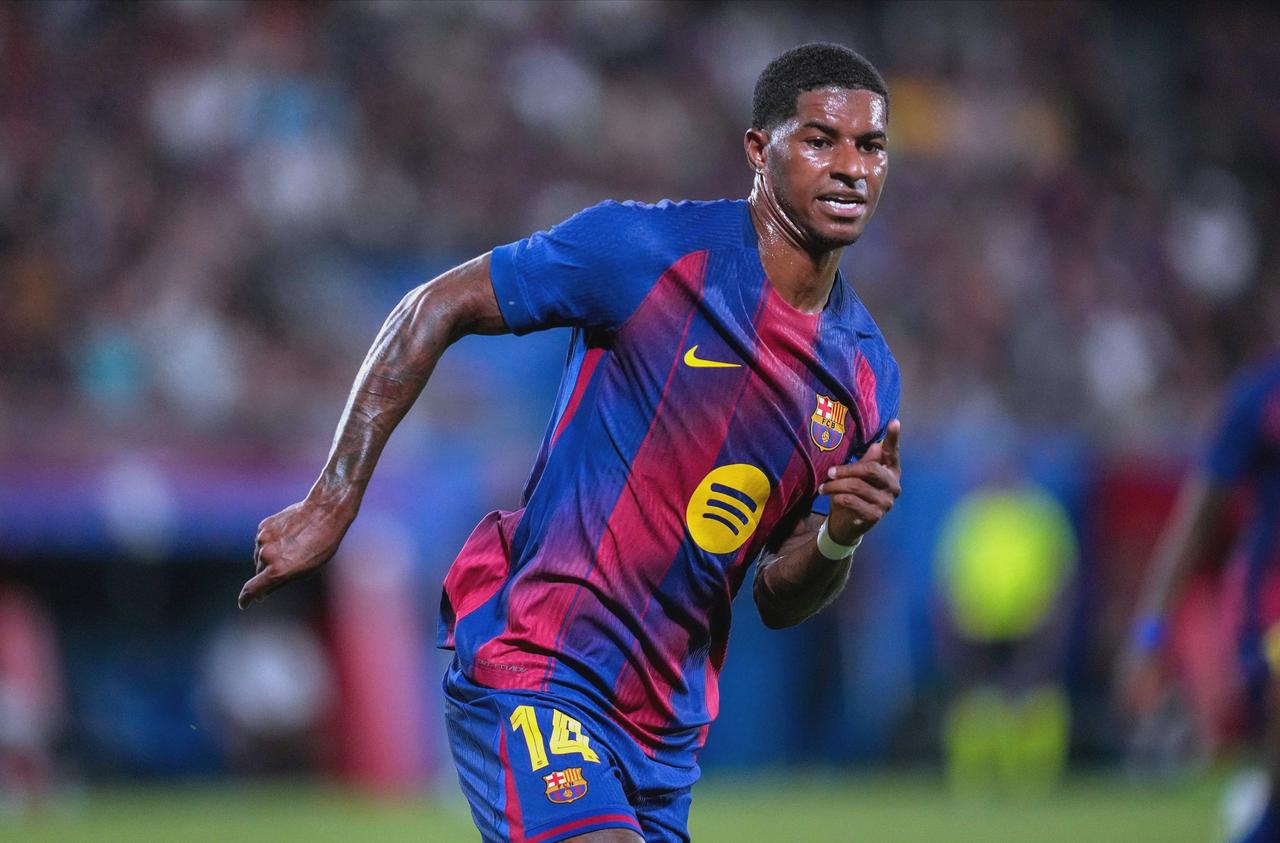 据西班牙媒体RAC1的报道巴萨开始了3000万欧元买断拉什福德，巴萨每年向曼联支