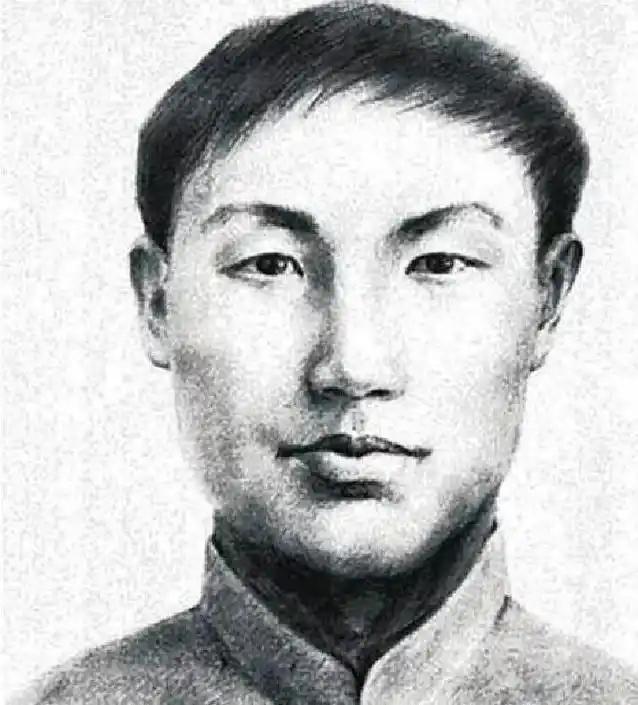 飞夺泸定桥英雄团长高烧后举枪自尽，多年后杨成武坦言：并非自尽。这位团长名叫黄