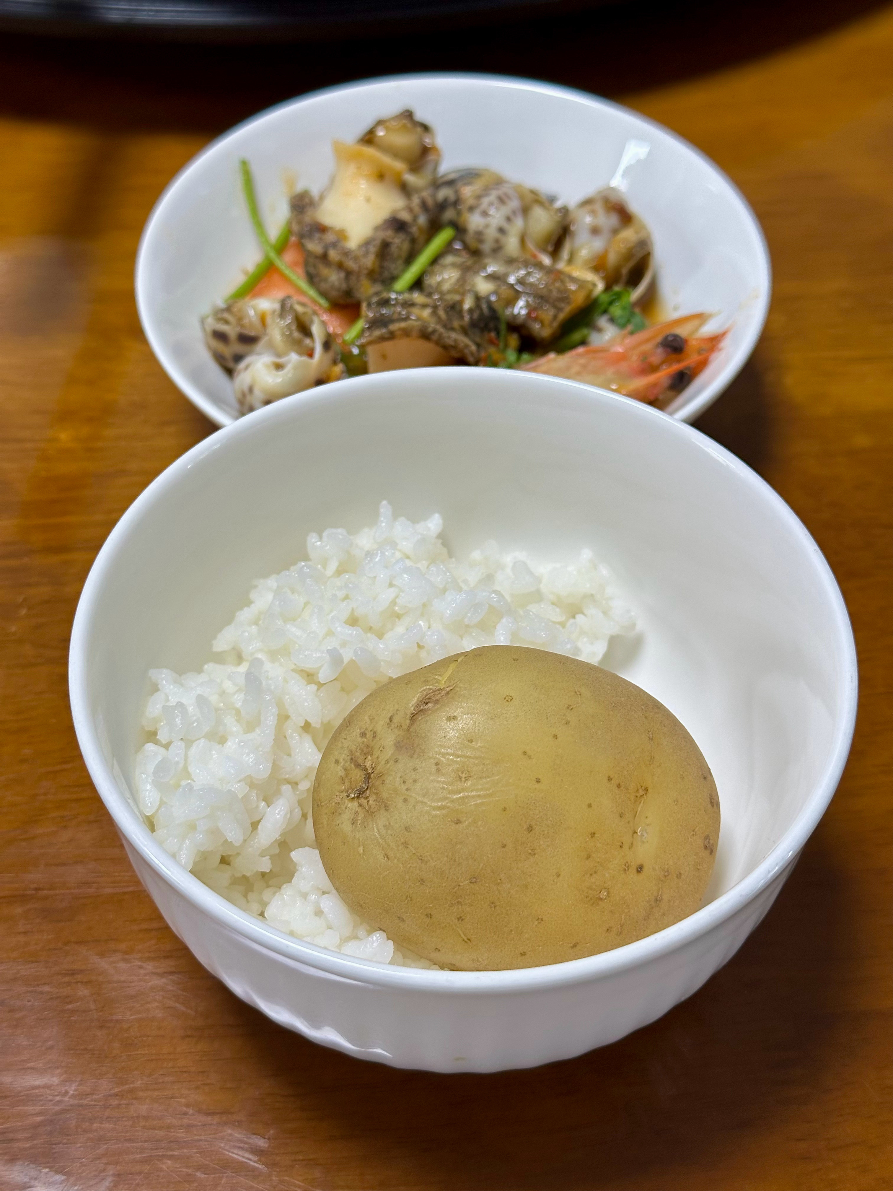 捞汁海鲜，土豆下饭最近应酬多，饮食放纵了成都