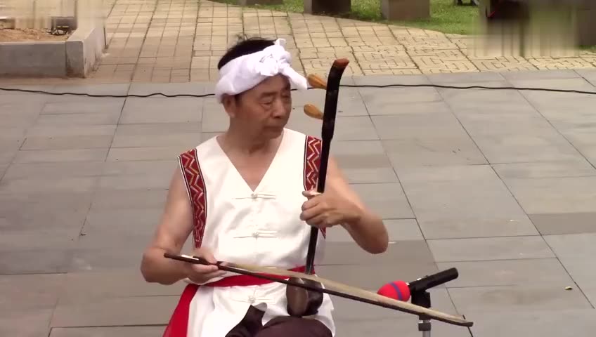 陕北抒怀二胡曲谱_陕北抒怀二胡简谱(2)