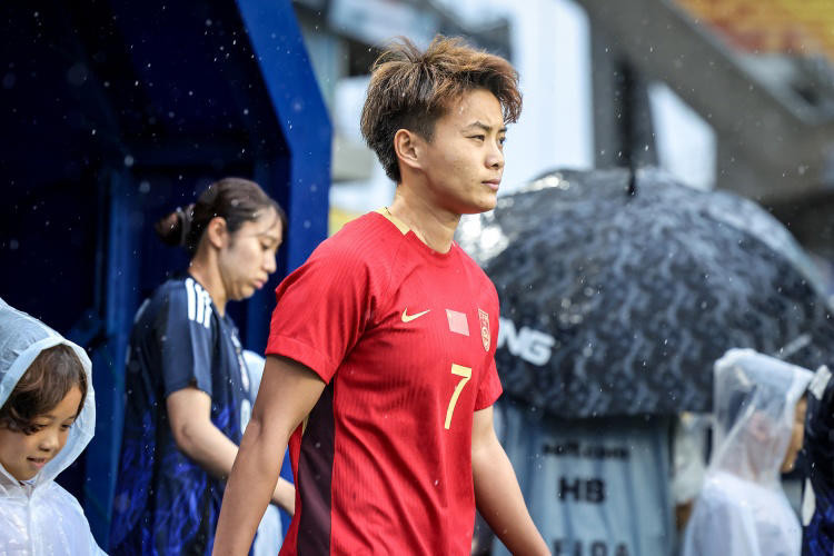 王霜再获亚洲最佳女足运动员提名2025年亚足联年度颁奖典礼将于北京时间10