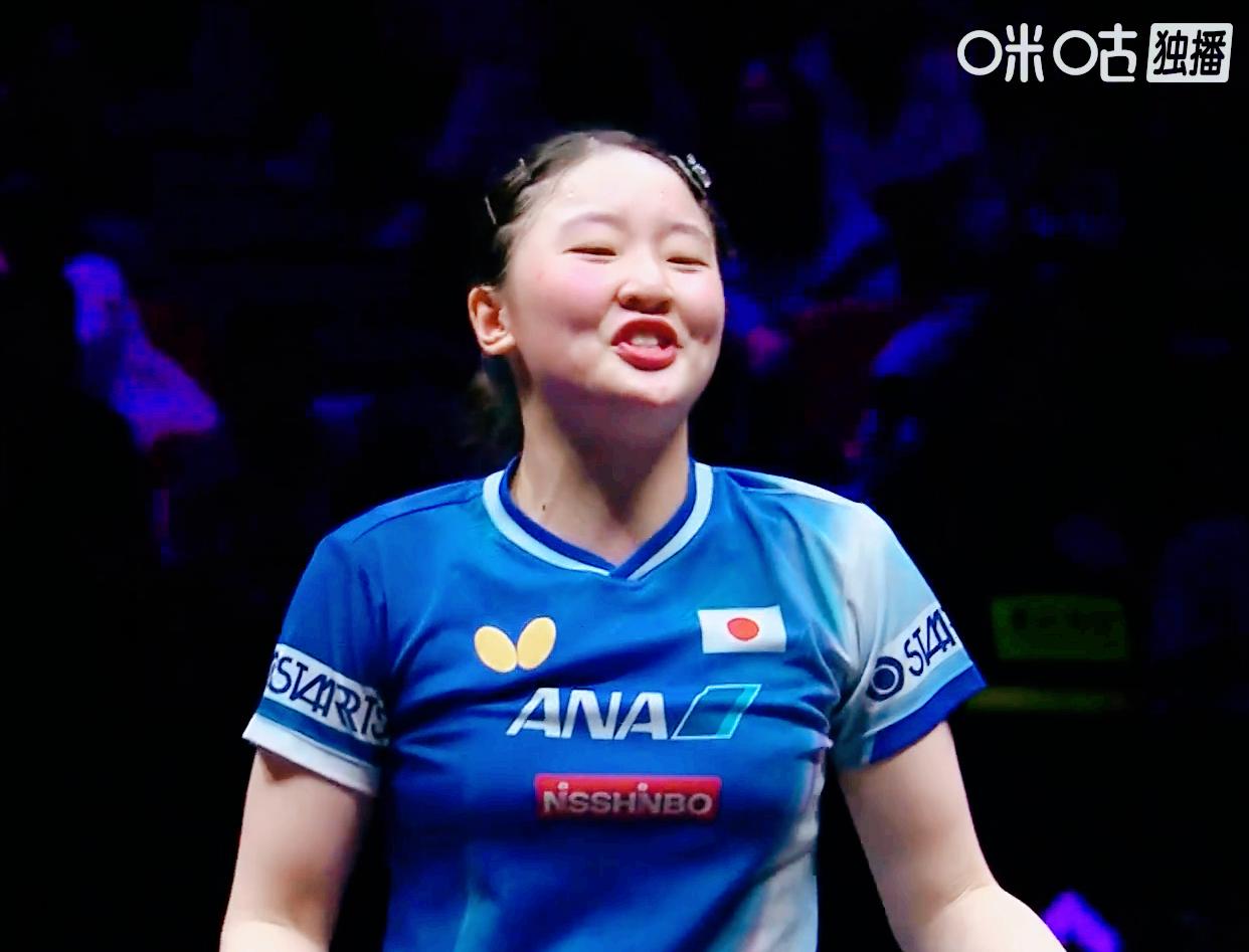 运气眷顾了蒯曼，但是蒯曼还是3:4输了。前两局两人打成了3;3平，其中