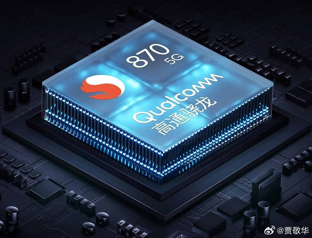 刚才粉丝问我，骁龙870的手机现在已经有点卡了，但骁龙870的平板用起来很流畅，