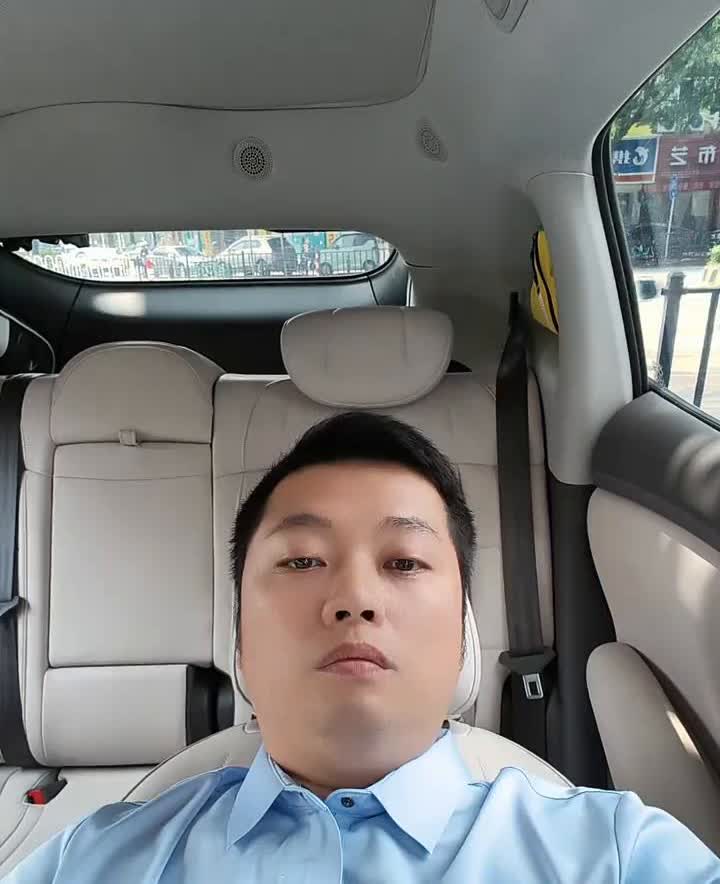 阿维塔06跟自己L6的新款怎么选？首先我讲的是阿维塔纯电Max跟智己的Max+版