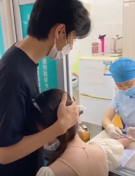 三年没有怀孕的原因这句话听起来像是一把悬在心头的刀，刺得人心疼又无奈。三年的