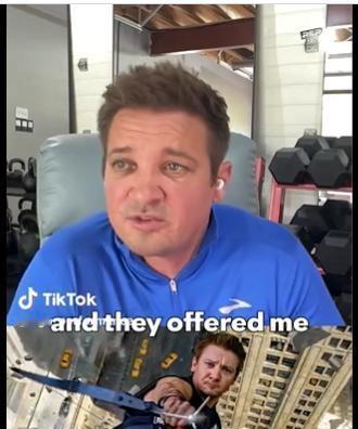 杰瑞米·雷纳，断了30多根骨头，也拒绝了漫威那份羞辱性的降薪合同。这哪是省钱，