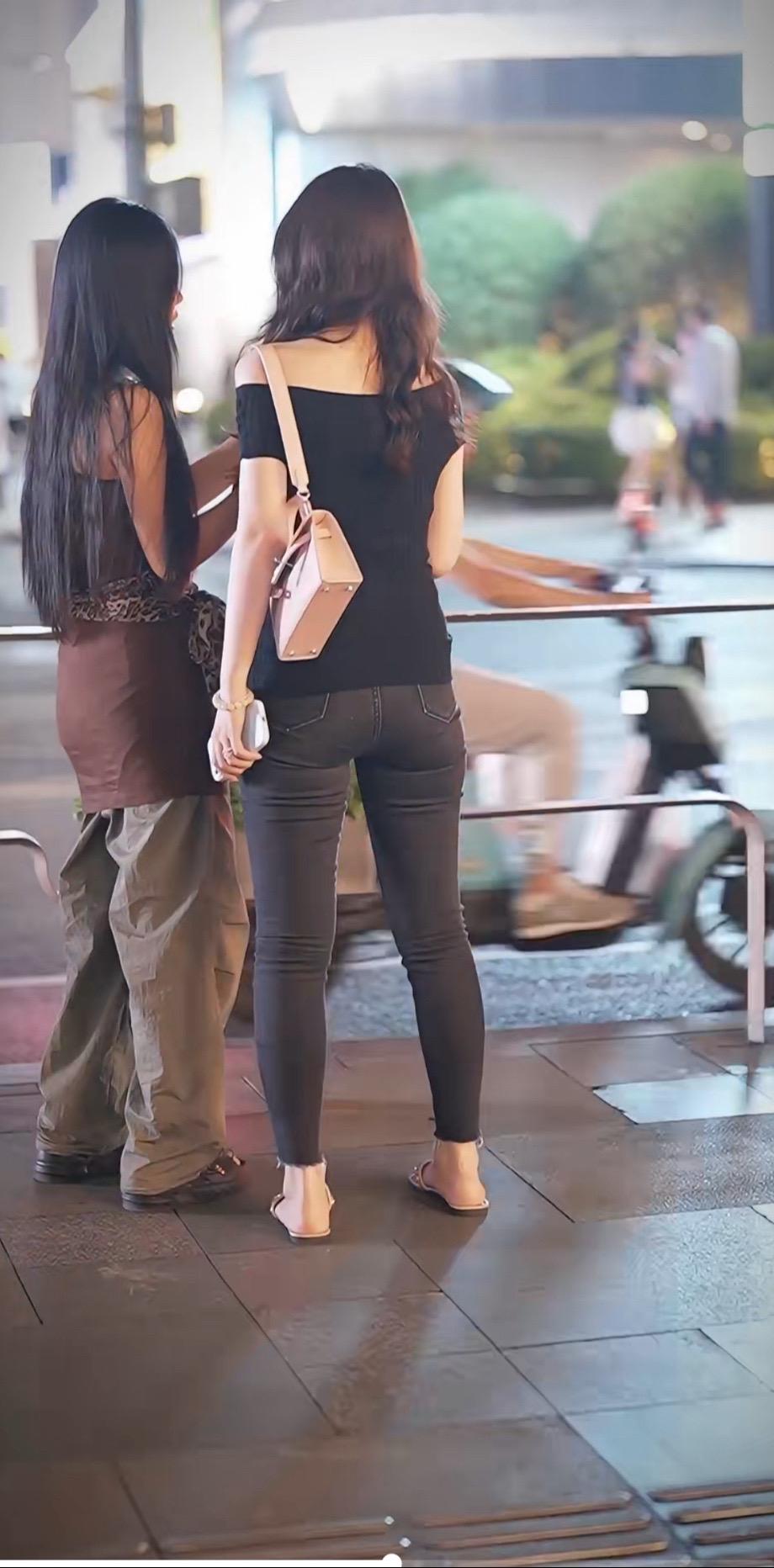 街头随拍 美女 街拍时尚穿搭
