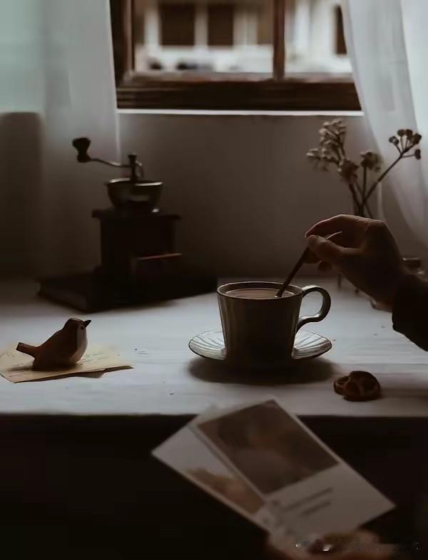 人到中年活着活着就明白了没事不要和任何人搅和在一起与人纠缠不如独处独