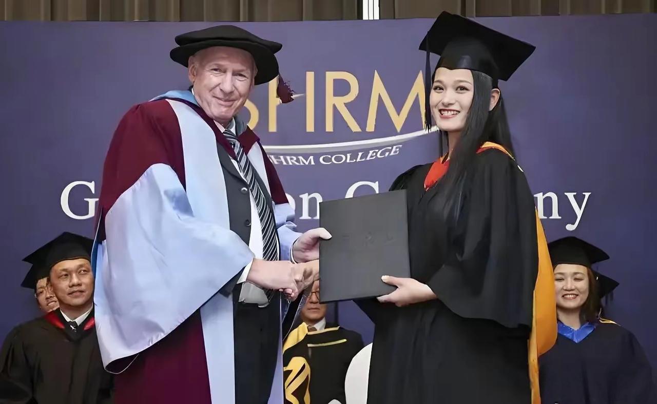 中年返贫一个新的方式，送小孩出国留学！在骨子里，我们很多国人还是崇洋媚外的，