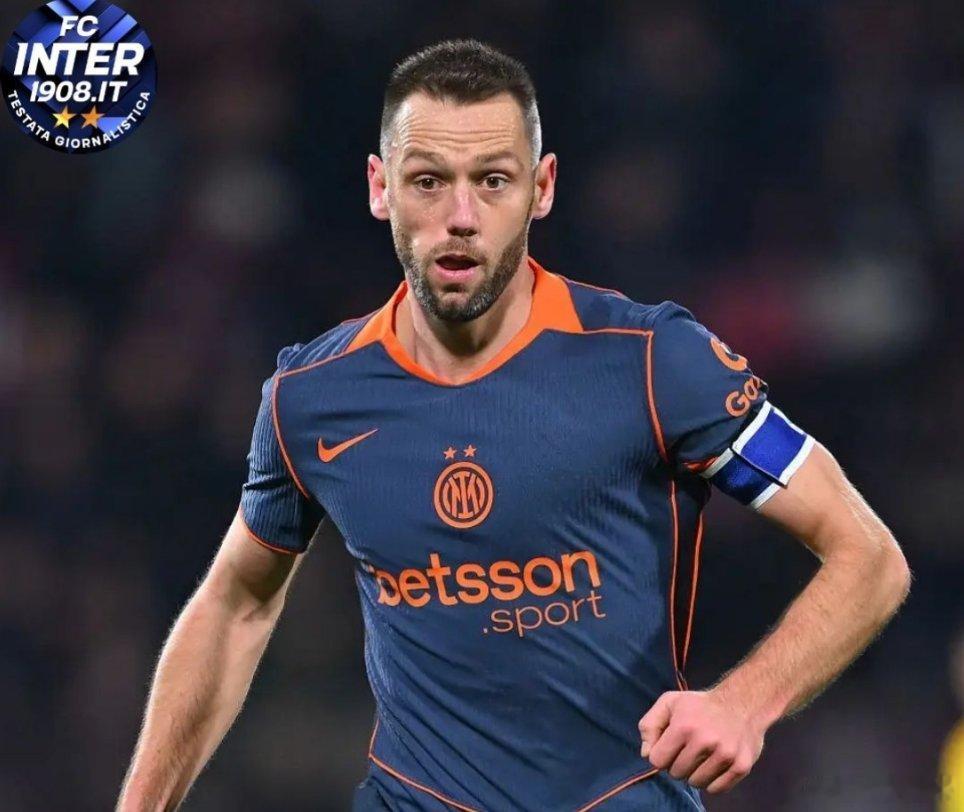 罗马诺：国际米兰愿意为徳弗赖提供一年的短期续约合同。国际米兰曼城2比1阿森纳热点