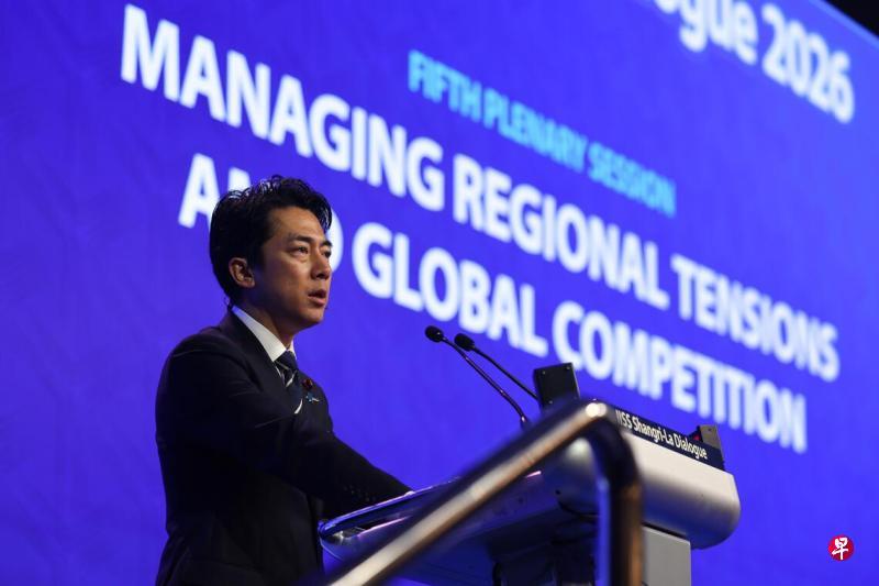新加坡联合早报今日报道：“日本舆论：小泉香会驳斥中国是‘大胆创新’。日本国防部长