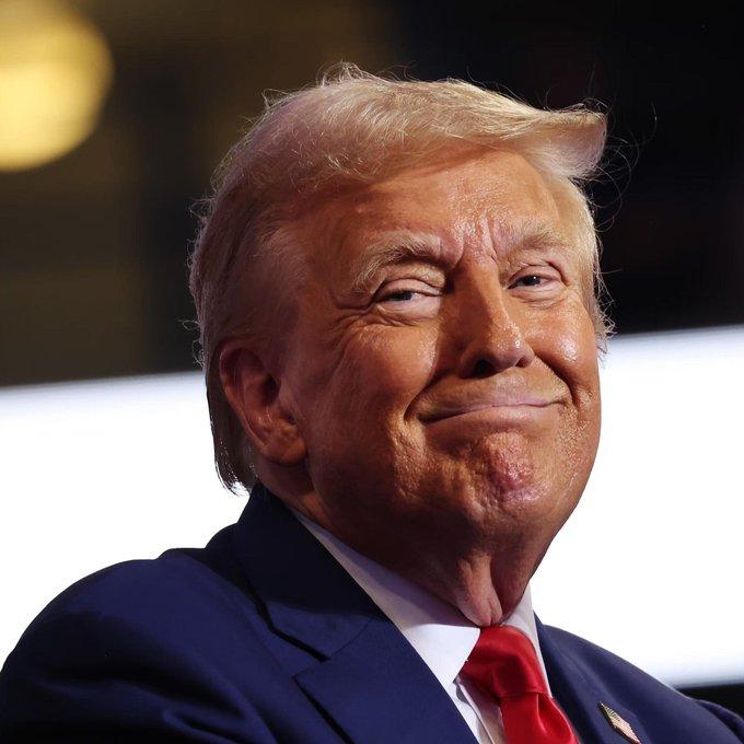 特朗普正在寻求通过削减以下开支来支付他新的1.5万亿美元军事预算：　　5.1亿