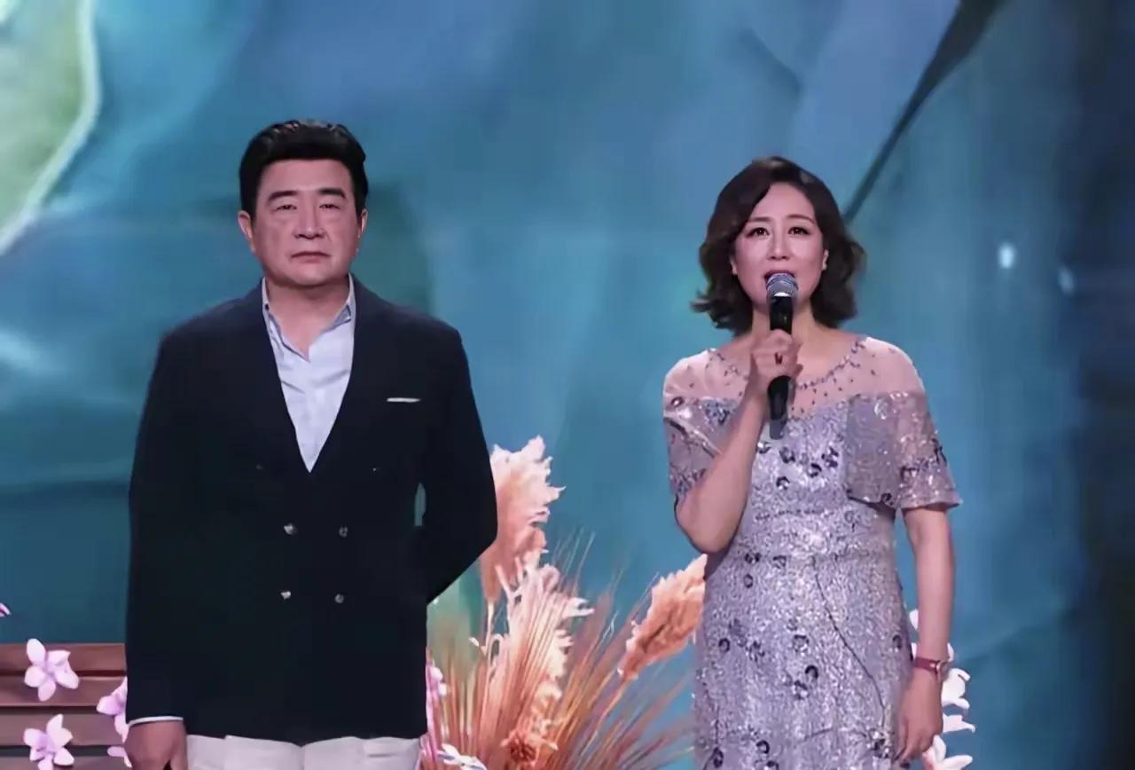 北京国际电影节群英荟萃，吴玉芳比年轻时漂亮周里京老得不成样子昨晚北京国际电