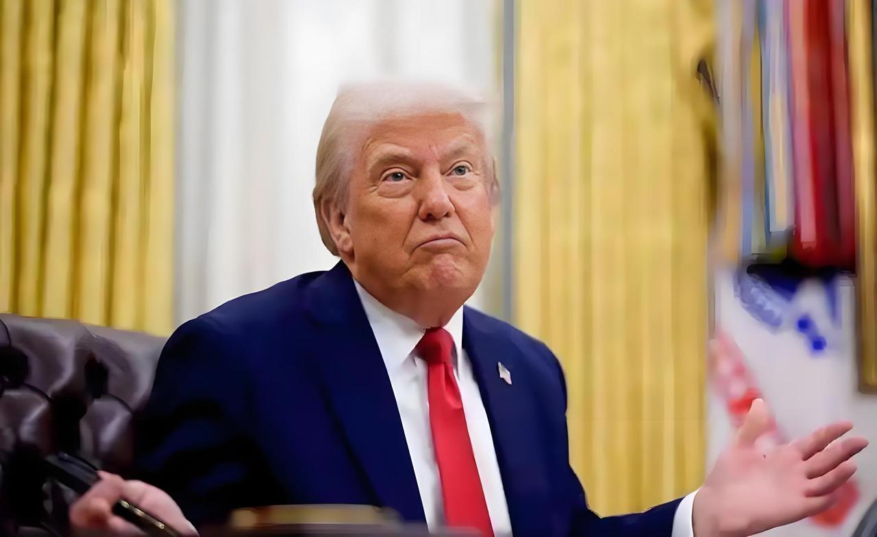 特朗普4月14日狂言太离谱！特朗普发文说：“中国对我永久开放霍尔木兹海峡感到