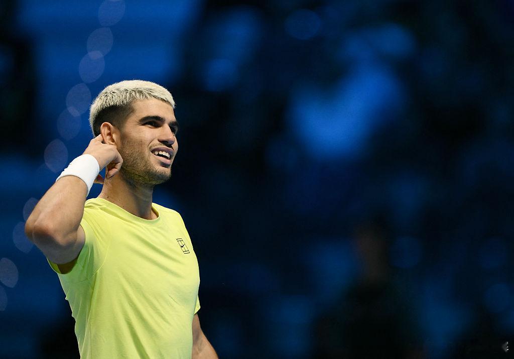 日东周二完整比分👇⭕️吉米·康纳斯组：阿尔卡拉斯67(2)7563弗