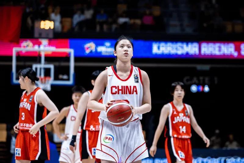 把世界杯得分王晾在替补席，陈楠你意欲何为？U18女篮亚洲杯B组焦点战，中国U