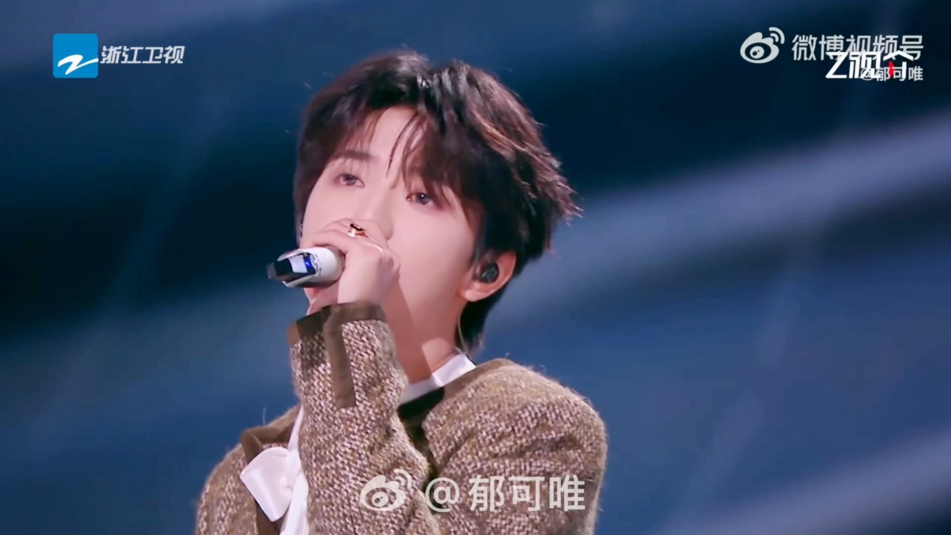 陈楚生说羡慕穆祉丞陈楚生羡慕穆祉丞听听这个音色，穆祉丞神了