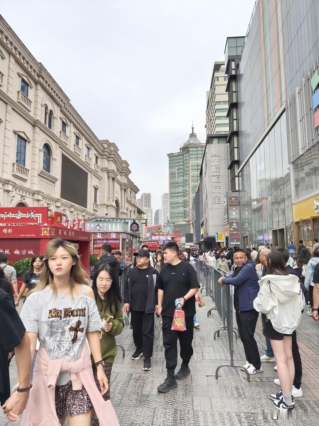 中国活力之城沈阳沈阳年轻人多如果坐地铁上下班全是年轻人沈阳确实是世界级大