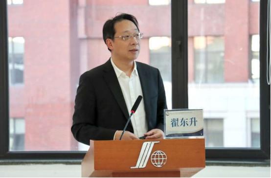 咱们产业升级之后低端工厂该去哪？人大教授提出新思路，难道能把产业外流牢牢握在我们