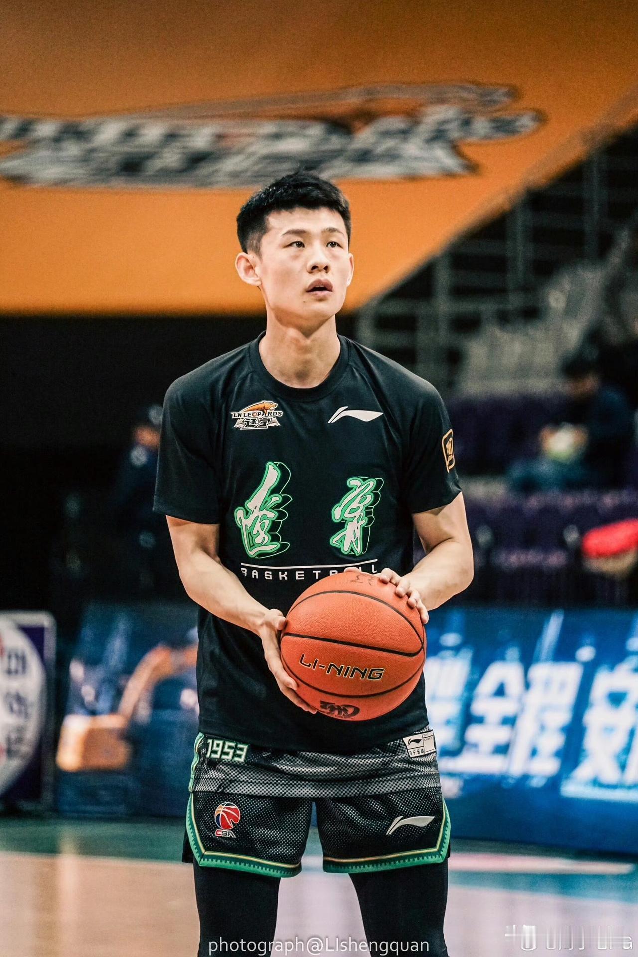 山东高速男篮希望得到山东籍球员王岚嵚在CBA联赛中已经不是什么秘密了。上赛季，山