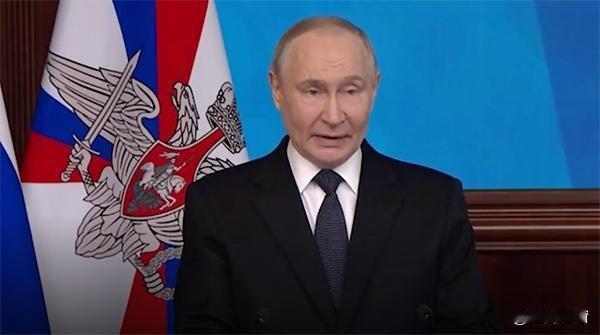 普京这是不想再跟西方磨叽了，直接把“大杀器”“榛树”导弹推上前线，年底前就进入战