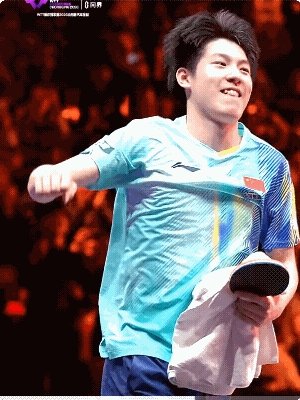 同是重庆站亚军，蒯曼被批温瑞博被夸。作为国乒年轻一代的优秀选手，同是决赛输球，