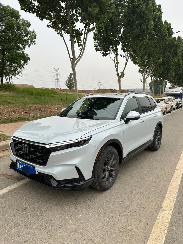 提车历险记-crv24款智逸上个月决定买个20万左右suv。由于没考虑国产的，