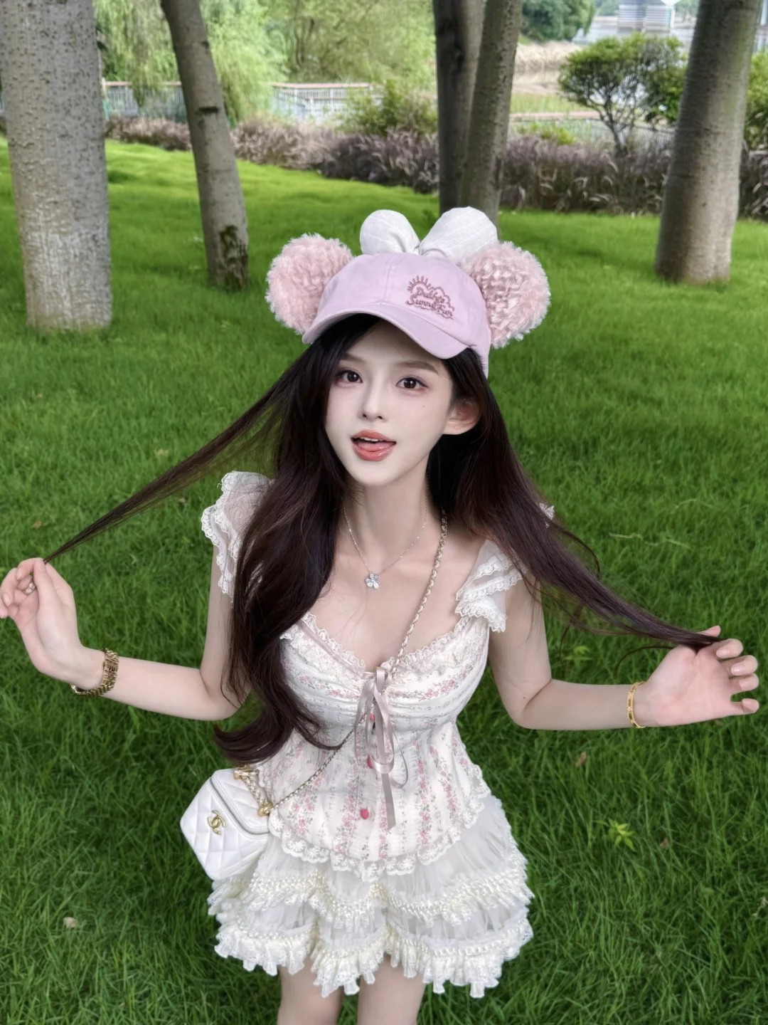 ≽^•༚•🎀≼