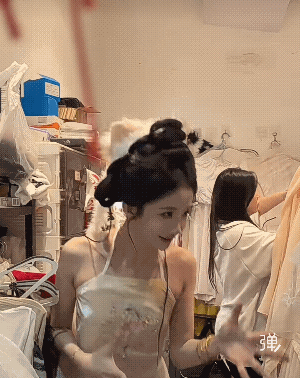 天啊!我一直以为她是一个女生![捂脸哭]