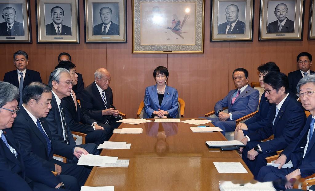 高市早苗一辞职，中日关系的死结就松了！不管她因何下台，新首相上台不必替她担责，中