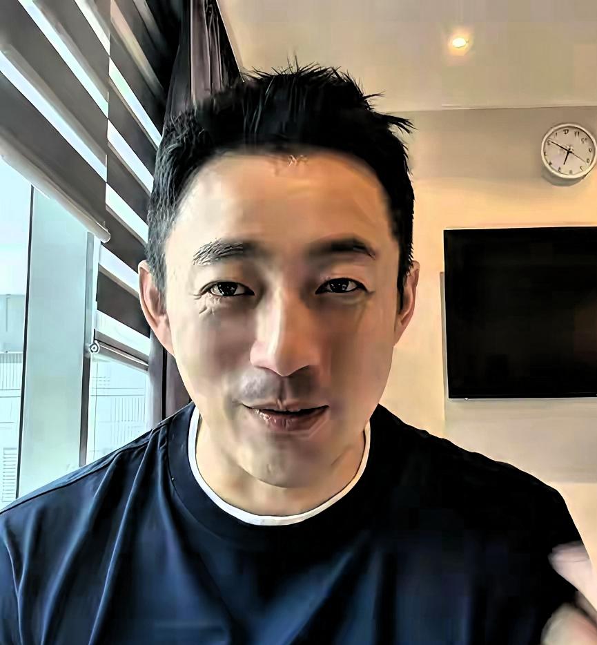 谁能想到，过去五年频频登上热搜的汪小菲，在最容易激化矛盾的遗产纠纷里，一改往日模
