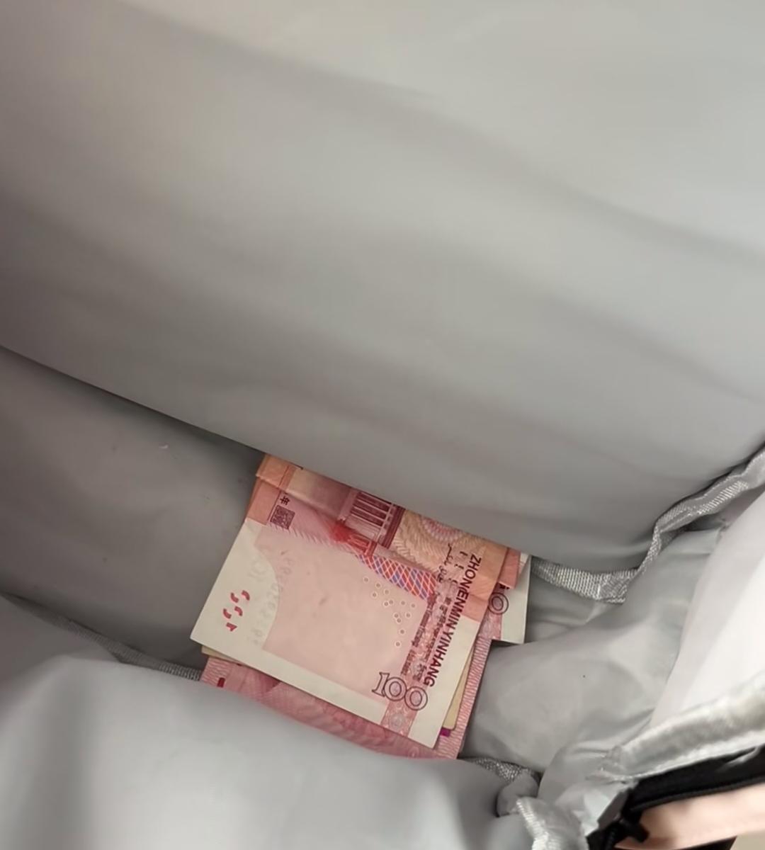 这是父母能给的所有的爱11月14日，上海一男子发视频分享了自己收到的父母寄来的