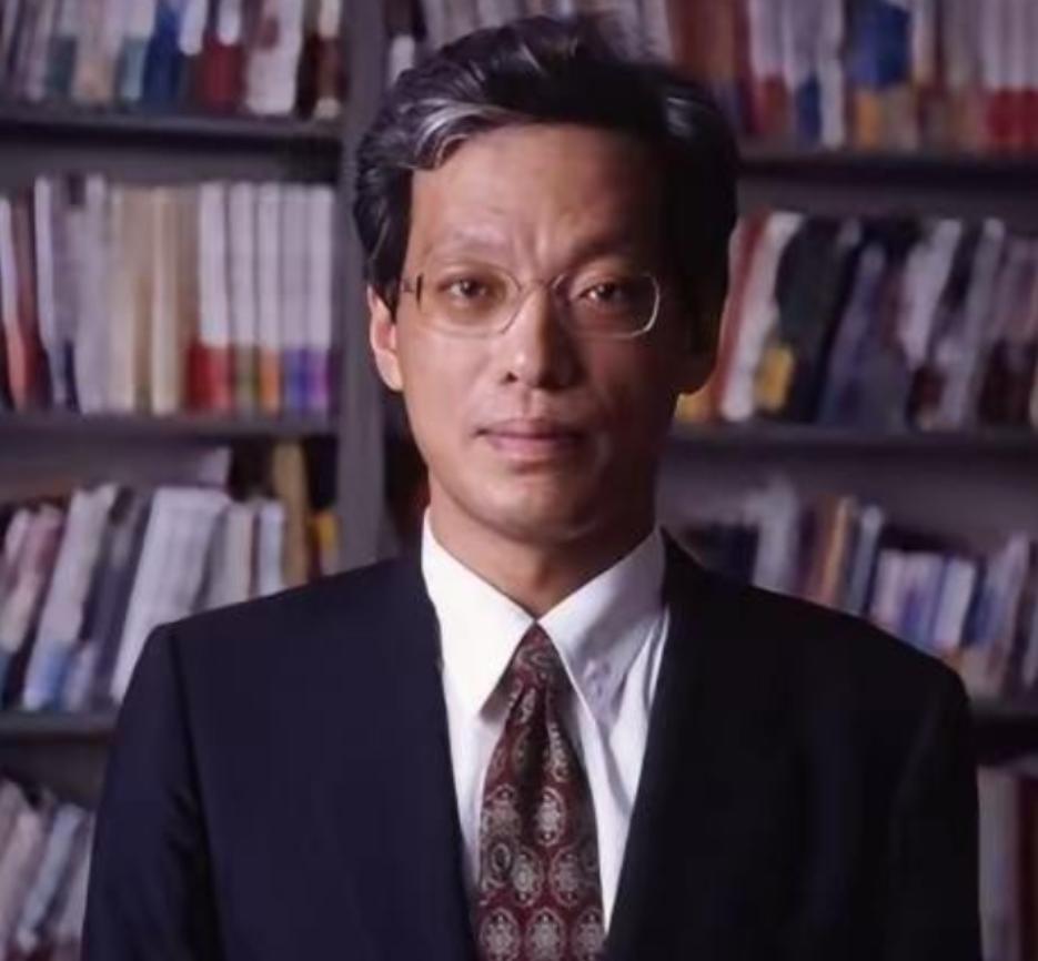 12月14日这一天，日本舆论彻底炸锅了！法政大学二战史教授山口二郎，当着全国观众