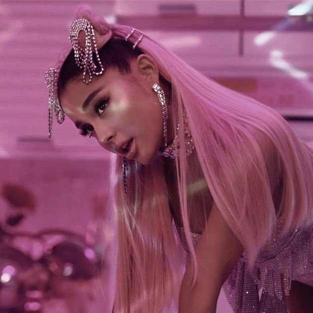 ArianaGrande🚨救命啊！！真的是7rings2.0啊？？—粉丝