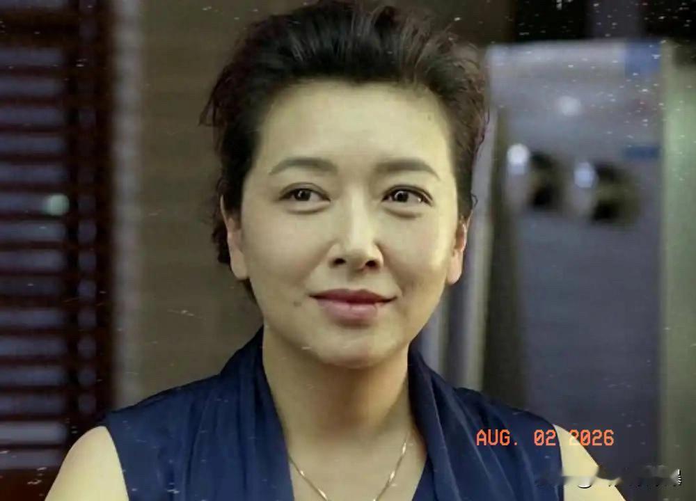 江珊今年五十九了，前几天她在石家庄巡演，唱到一半的时候，有一个高音没上去，随