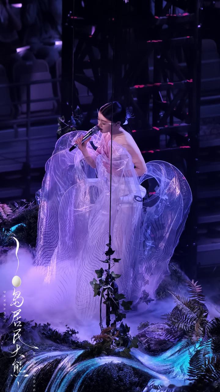 单依纯演唱会口碑单依纯大连演唱会评价精心打造的专属舞美氛围感十足，创意出场方式搭